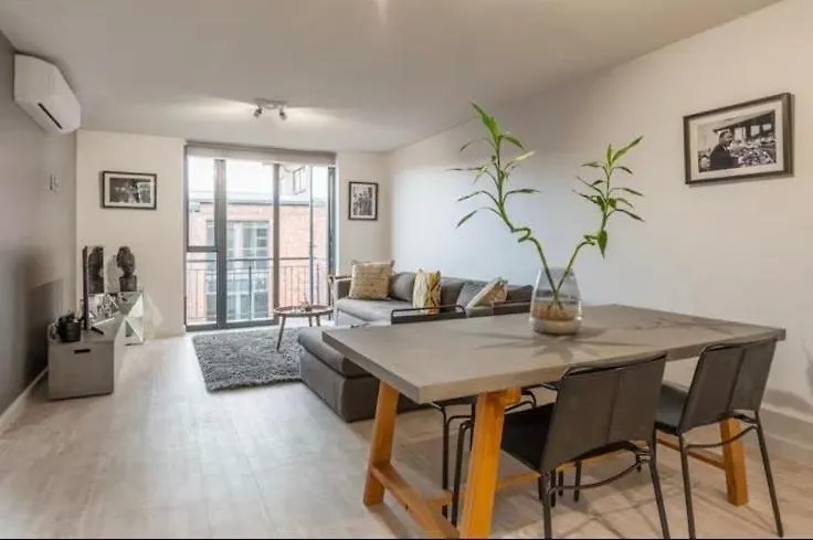 Modern 2 Bedroom In De Waterkant Κέιπ Τάουν